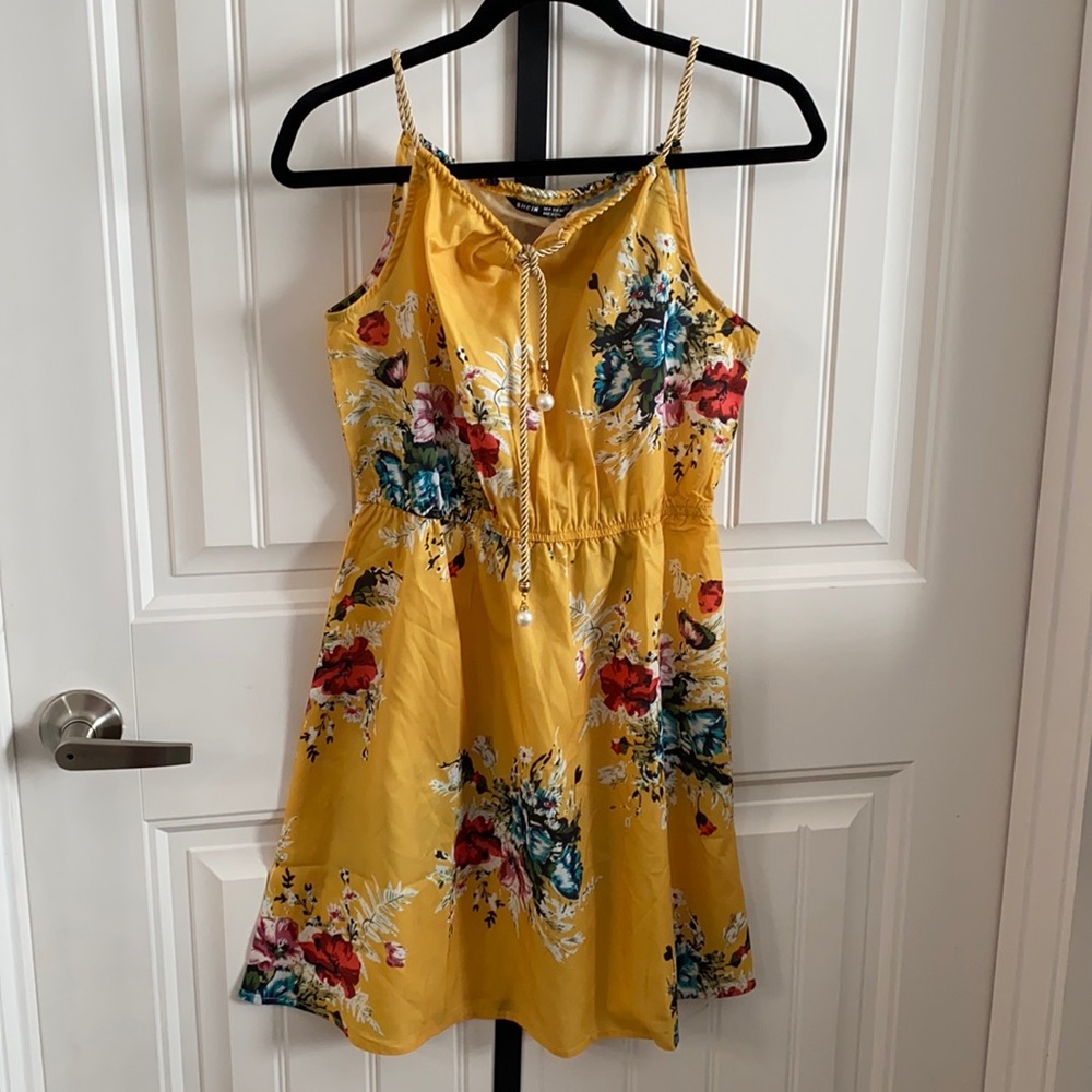 🤯MOVING SALE🤯 SHEIN dress